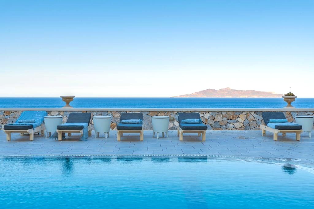 Epavlis Hotel